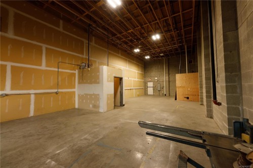 #6-2535 Mccullough Rd, Nanaimo, BC 