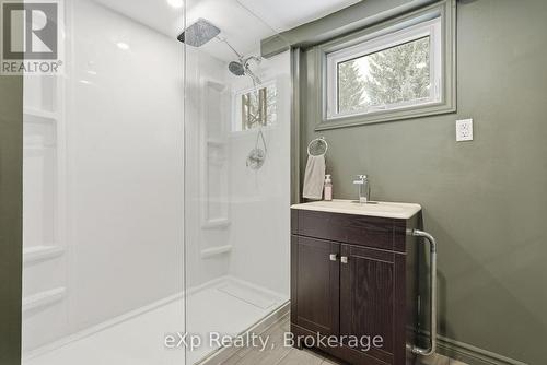 Basement bathroom - 60 Main Street E, Mapleton, ON - Indoor Photo Showing Bathroom