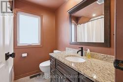 Main floor bathroom - 