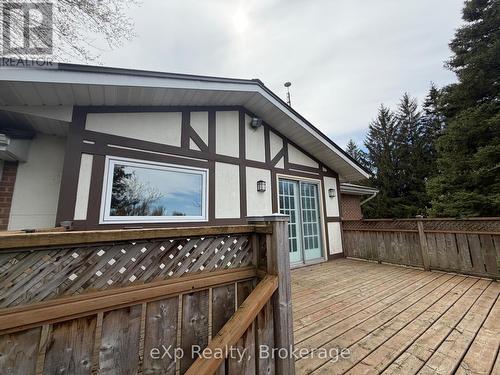 60 Main Street E, Mapleton, ON - Outdoor