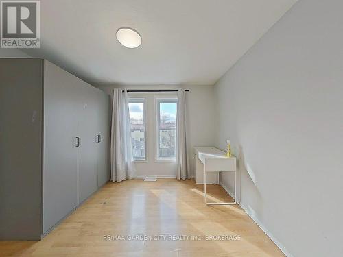 105 Tupper Drive, Thorold (Confederation Heights), ON - Indoor Photo Showing Other Room