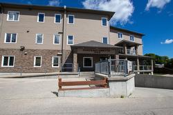 302 1223 Dawson Road  Lorette, MB R5K 0R9