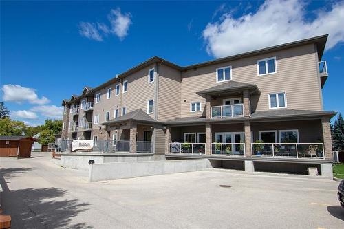 302 1223 Dawson Road, Lorette, MB - Outdoor With Balcony With Facade