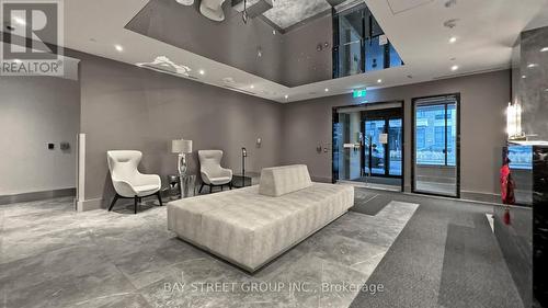 1606 - 398 Highway 7 E, Richmond Hill, ON - Indoor Photo Showing Other Room