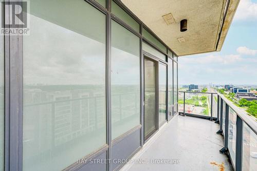 1606 - 398 Highway 7 E, Richmond Hill, ON - Outdoor With Exterior