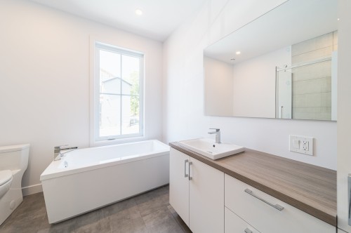 Salle de bains - 201-157 Rue Mc Dermott, Cowansville, QC - Indoor Photo Showing Bathroom