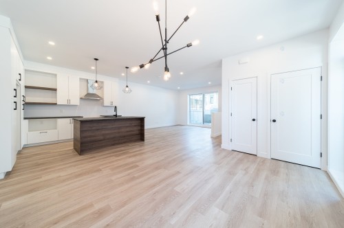 Salle à manger - 101-165 Rue Mc Dermott, Cowansville, QC - Indoor Photo Showing Kitchen