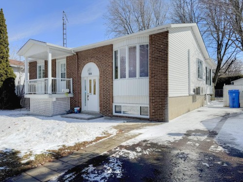 988 Rue Jude  Longueuil (Greenfield Park), QC J4V 3H6