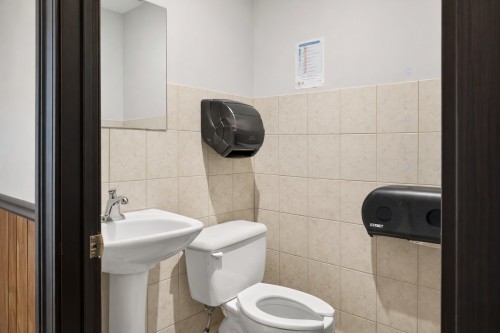 Bathroom - 2505 Rue Provost, Montréal (Lachine), QC - Indoor Photo Showing Bathroom