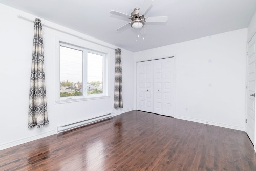 Bedroom - 302-5565 Av. Albanie, Brossard, QC - Indoor Photo Showing Other Room