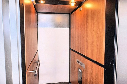 Ascenseur - 7100 Ch. De Chambly, Longueuil (Saint-Hubert), QC - Indoor Photo Showing Other Room