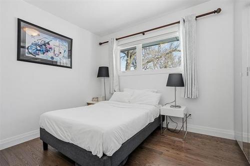 595 Churchill Dr, Winnipeg, MB 