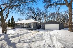 595 Churchill DR  Winnipeg, MB R3L 1W4
