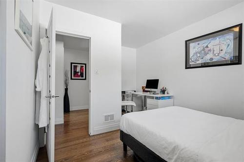 595 Churchill Dr, Winnipeg, MB 