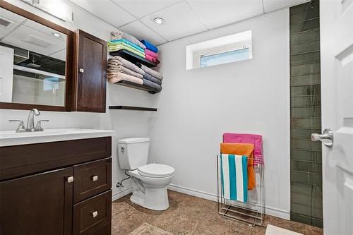 595 Churchill Dr, Winnipeg, MB 