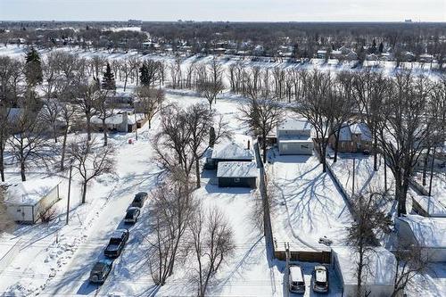 595 Churchill Dr, Winnipeg, MB 