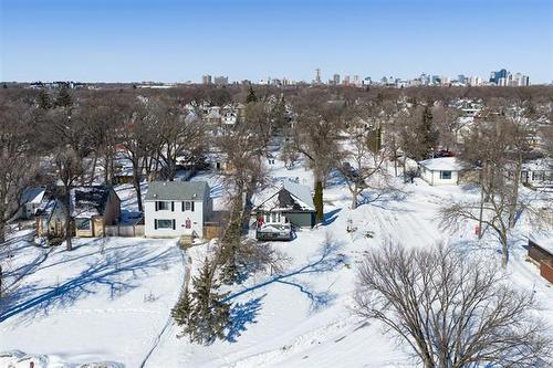 595 Churchill Dr, Winnipeg, MB 