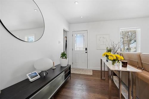 595 Churchill Dr, Winnipeg, MB 