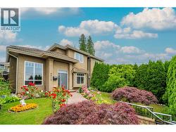 8015 11TH AVENUE  Burnaby, BC V3N 2N8