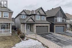 43 CENTO WAY  Ottawa, ON K2S 0W4