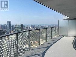 3702 - 11 WELLESLEY STREET W  Toronto, ON M4Y 1E8