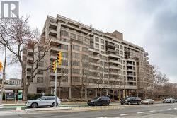 609 - 2662 BLOOR STREET W  Toronto, ON M8X 2Z7