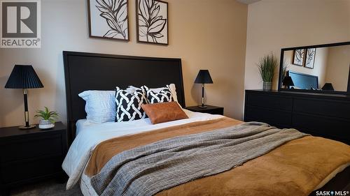 4026 Buckingham Drive E, Regina, SK - Indoor Photo Showing Bedroom