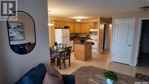 4026 Buckingham Drive E, Regina, SK - Indoor Photo Showing Kitchen