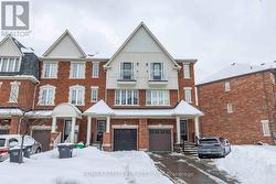 5 SPRUCEWOOD ROAD  Brampton, ON L6Z 0J3
