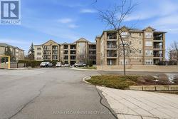 308 - 2055 APPLEBY LINE  Burlington, ON L7L 7H1