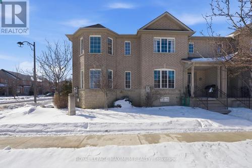 2 Castle Park Boulevard, Vaughan, ON - Outdoor
