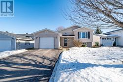 130 COCKBURN CRESCENT  Pembroke, ON K8A 8L9