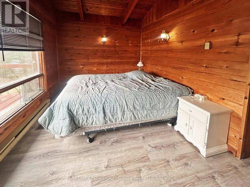 45 Ridgeway Drive, Carling, ON - Indoor Photo Showing Bedroom