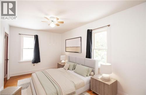 90 Osler Drive, Dundas, ON - Indoor Photo Showing Bedroom