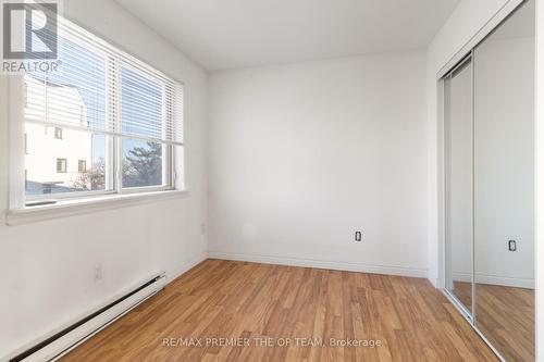 37 - 1016 Falgarwood Drive, Oakville, ON - Indoor Photo Showing Other Room