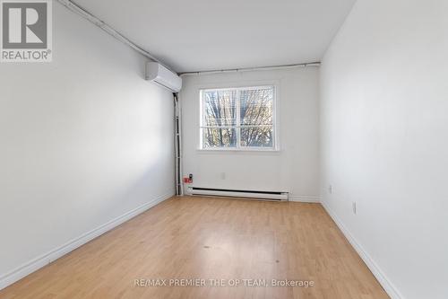 37 - 1016 Falgarwood Drive, Oakville, ON - Indoor Photo Showing Other Room