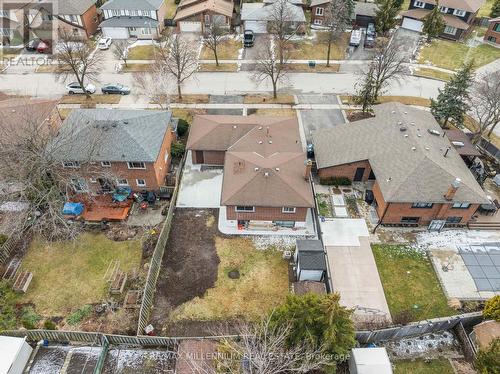 2437 Chilsworthy Avenue, Mississauga, ON - Outdoor With View