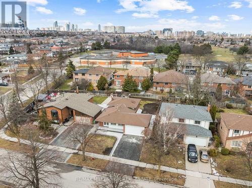 2437 Chilsworthy Avenue, Mississauga, ON - Outdoor With View