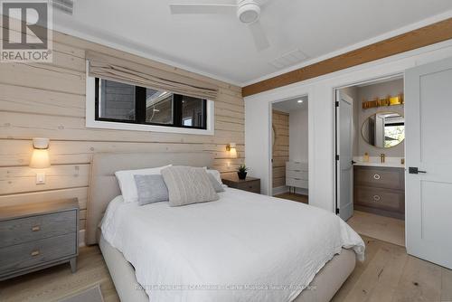 44 - 1211 Foreman Road, Muskoka Lakes (Medora), ON - Indoor Photo Showing Bedroom