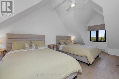 44 - 1211 Foreman Road, Muskoka Lakes (Medora), ON - Indoor Photo Showing Bedroom