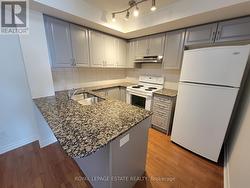 415 - 60 FAIRFAX CRESCENT  Toronto, ON M1L 0E1