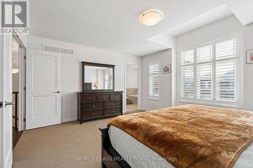 4073 Healing Street, Lincoln, ON - Indoor Photo Showing Bedroom