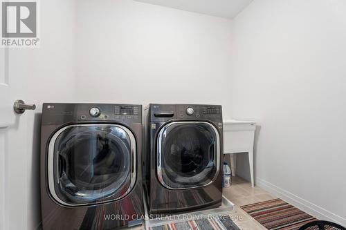 4073 Healing Street, Lincoln, ON - Indoor Photo Showing Laundry Room