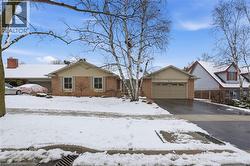 1995 KERNS Road  Burlington, ON L7P 3J2