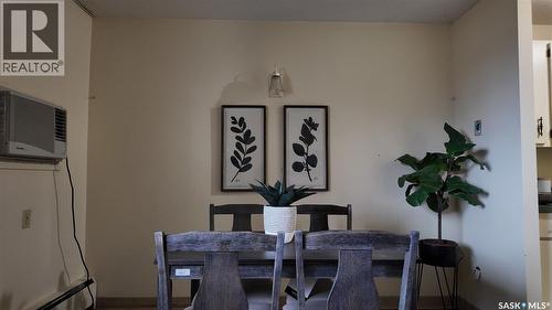 12 51 Centennial Street, Regina, SK - Indoor Photo Showing Dining Room
