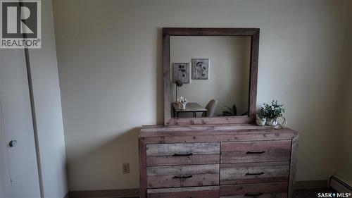 12 51 Centennial Street, Regina, SK - Indoor
