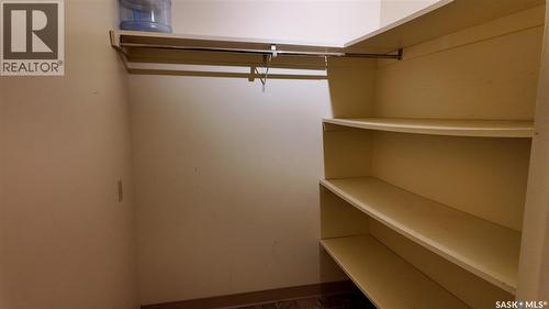 12 51 Centennial Street, Regina, SK - Indoor With Storage