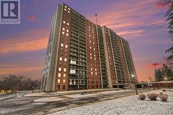 1505 - 665 BATHGATE DRIVE  Ottawa, ON K1K 3Y4