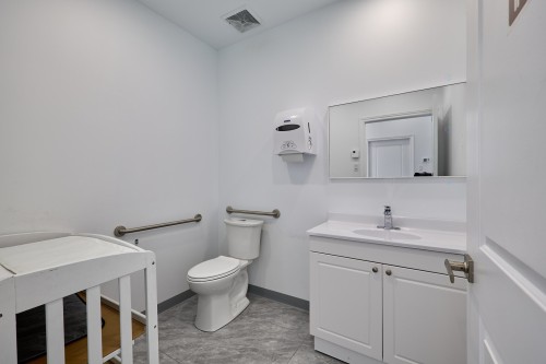 Salle de bains - 1120 Boul. Du Curé-Labelle, Blainville, QC - Indoor Photo Showing Bathroom