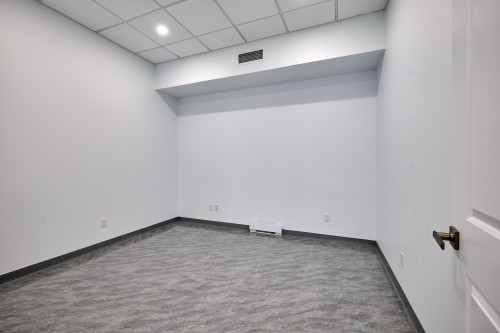 Bureau - 1120 Boul. Du Curé-Labelle, Blainville, QC - Indoor Photo Showing Other Room